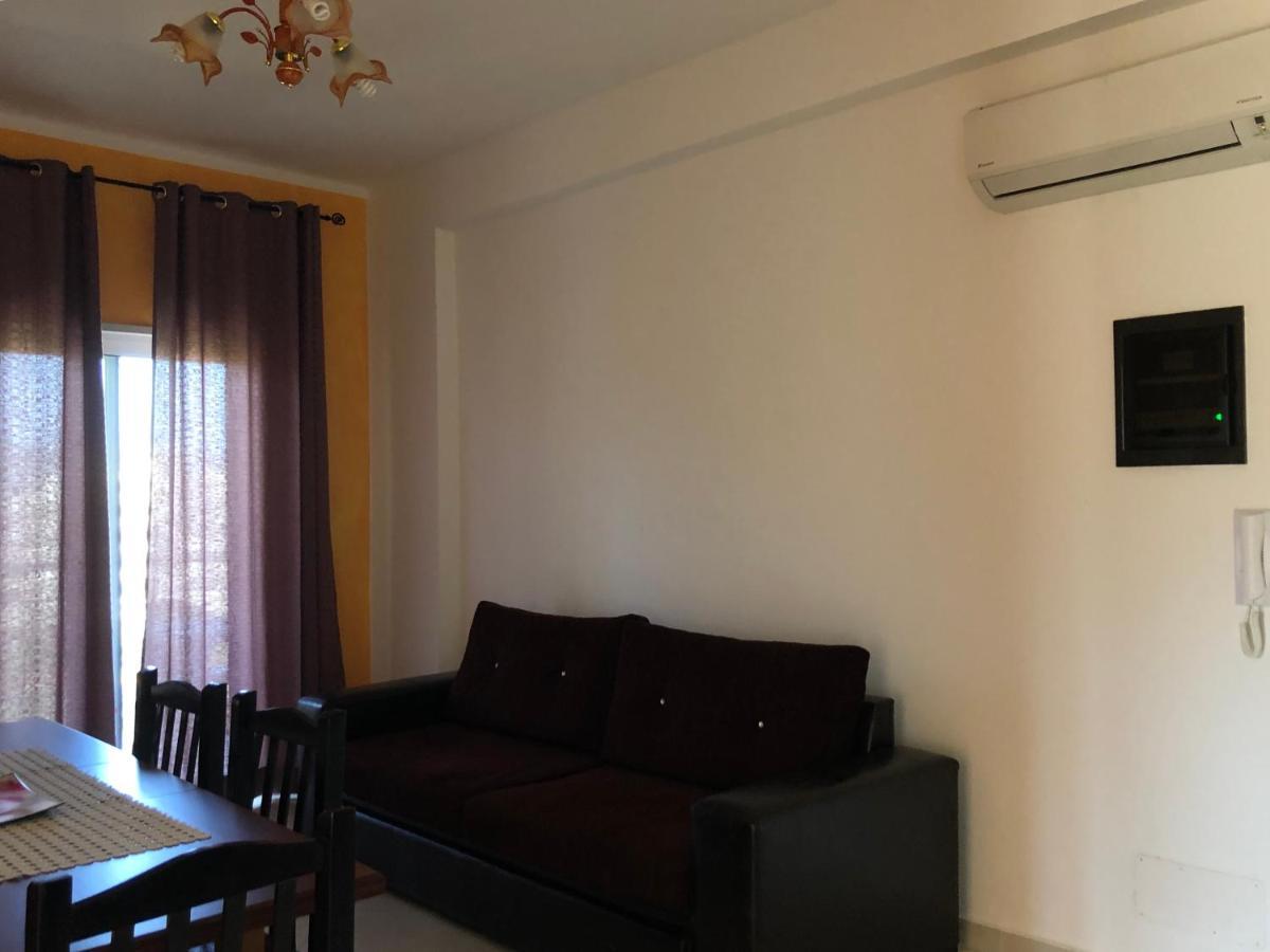 Rainbow Holiday Apartments Vlorë 外观 照片