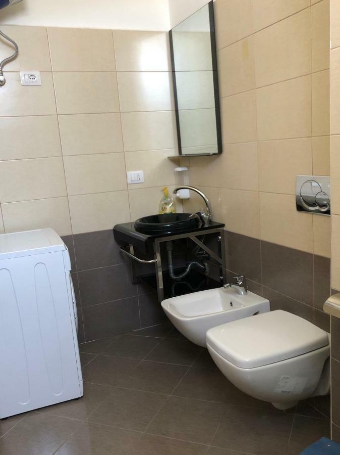 Rainbow Holiday Apartments Vlorë 外观 照片