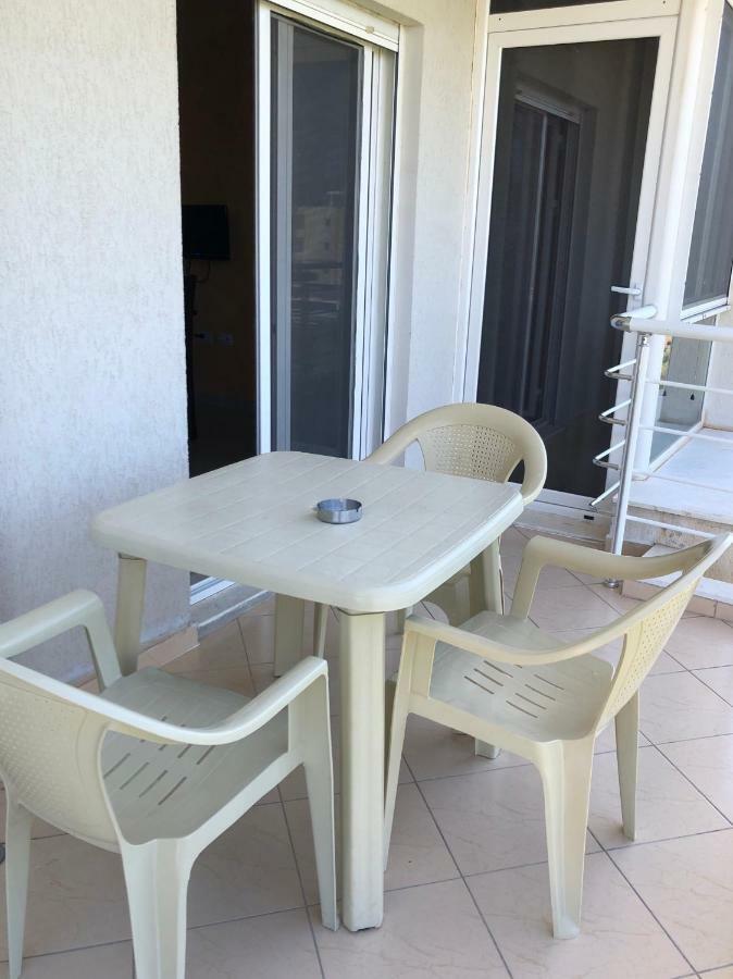 Rainbow Holiday Apartments Vlorë 外观 照片