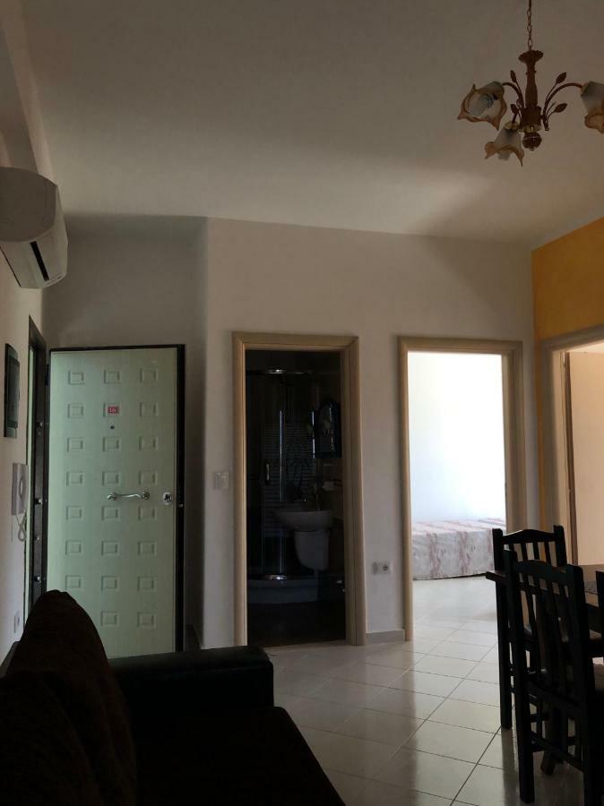 Rainbow Holiday Apartments Vlorë 外观 照片